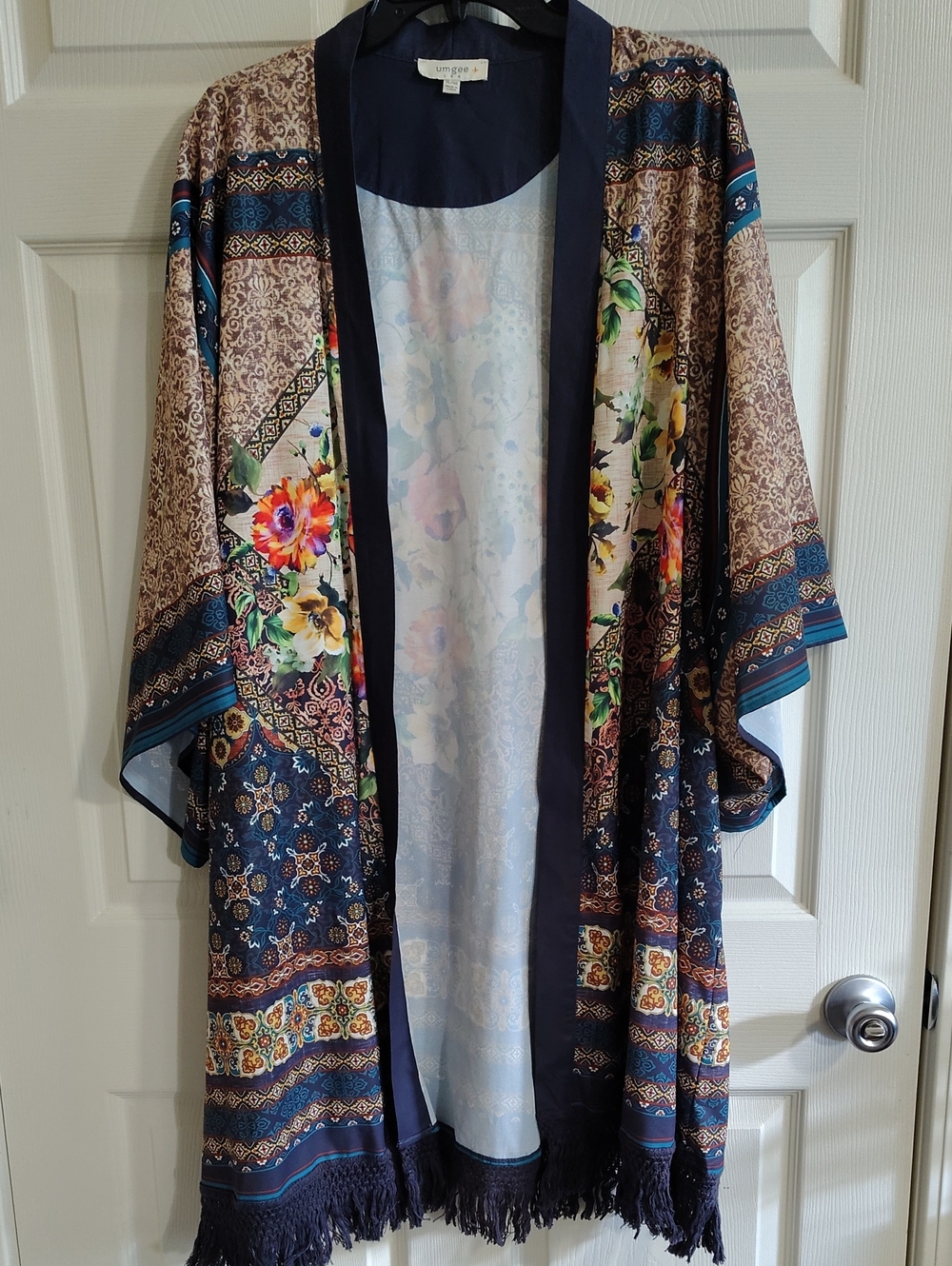 Umgee Navy Floral Paisley Fringe Kimono